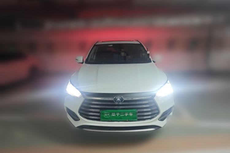 Used BYD Song New Energy 2019 Song DM 1.5TID Smart Connect Dynamic Model Front
