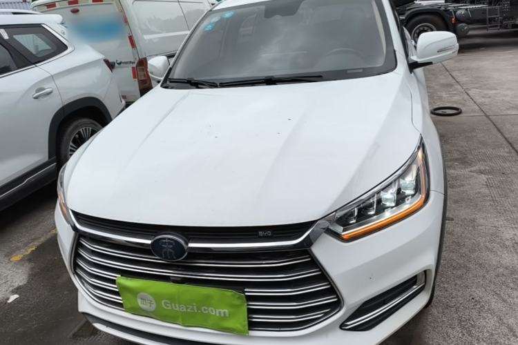 Used BYD Song New Energy 2019 Song DM 1.5TID Smart Connect Dynamic Model Front
