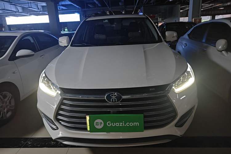 Used BYD Song New Energy 2019 Song DM 1.5TID Smart Connect Premium Model Front