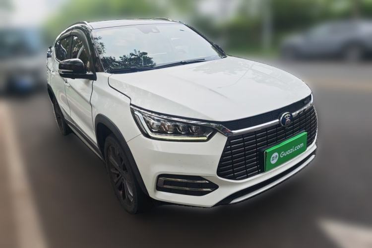 Used BYD Song New Energy 2019 Song EV500 Smart Connect Luxe Model Front Right 45 Deg
