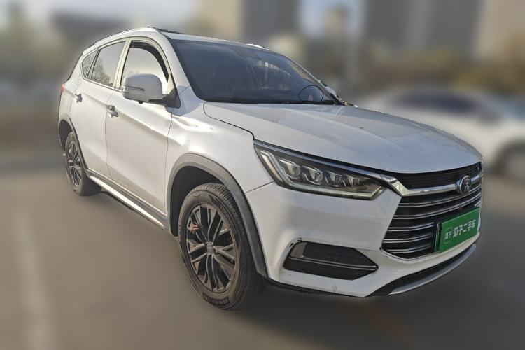 Used BYD Song New Energy 2019 Song DM 1.5TID Smart Connect Premium Model Front Right 45 Deg