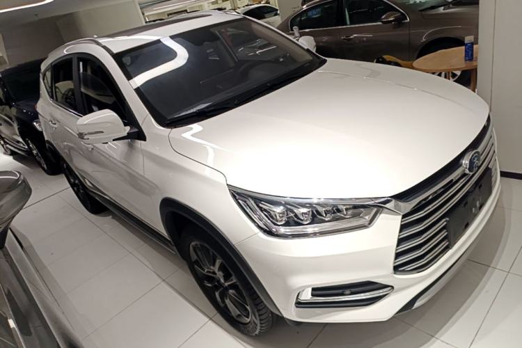 Used BYD Song New Energy 2019 Song DM 1.5TID Smart Connect Premium Model Front Right 45 Deg