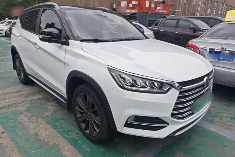 Used BYD Song New Energy 2019 Song DM 1.5TID Smart Connect Sharp Edition Front Right 45 Deg