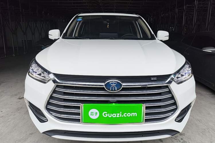 Used BYD Song New Energy 2019 Song DM 1.5TID Smart Connect Dynamic Model Front