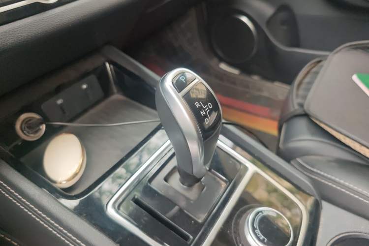 Used BYD Song New Energy 2019 Song EV500 Smart Connect Luxe Model Gear Lever