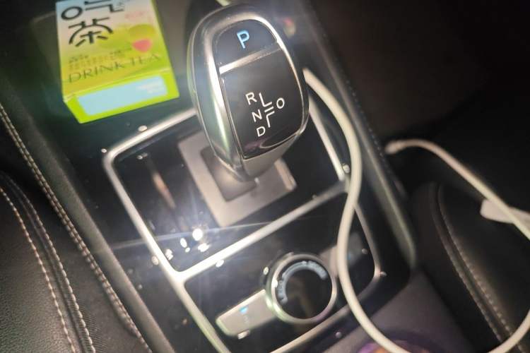 Used BYD Song New Energy 2019 Song DM 1.5TID Smart Connect Dynamic Model Gear Lever