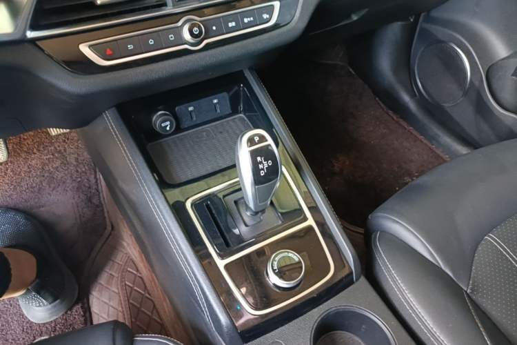 Used BYD Song New Energy 2019 Song EV500 Smart Connect Luxe Model Gear Lever