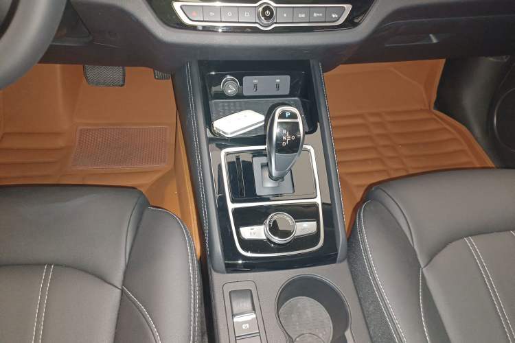 Used BYD Song New Energy 2019 Song DM 1.5TID Smart Connect Premium Model Gear Lever