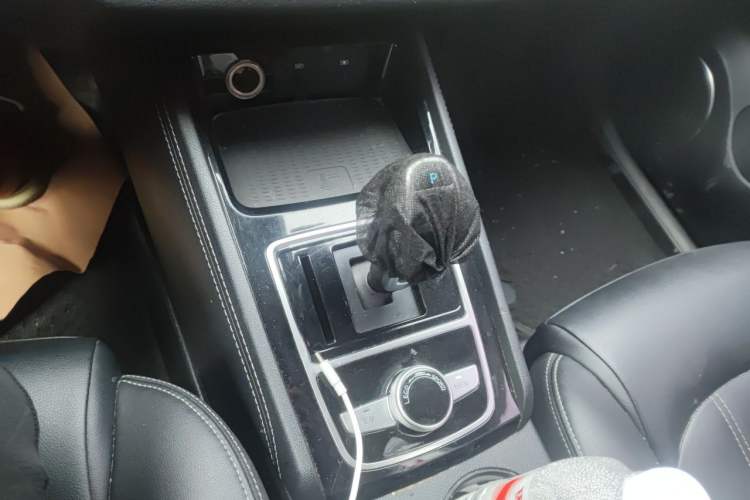 Used BYD Song New Energy 2019 Song DM 1.5TID Smart Connect Dynamic Model Gear Lever