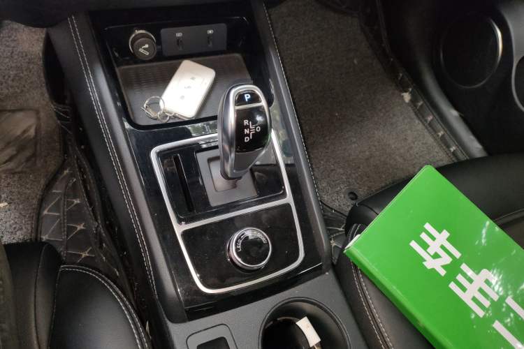 Used BYD Song New Energy 2019 Song EV500 Smart Connect Leading Model Gear Lever