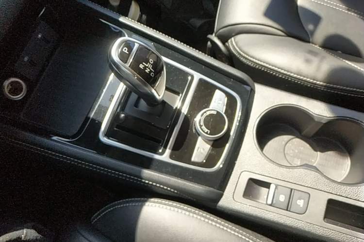 Used BYD Song New Energy 2019 Song DM 1.5TID Smart Connect Dynamic Model Gear Lever