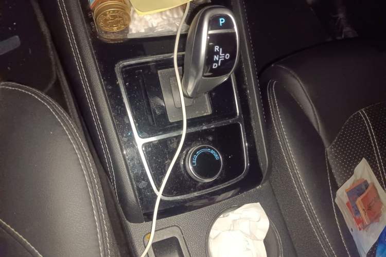 Used BYD Song New Energy 2019 Song EV500 Smart Connect Luxe Model Gear Lever