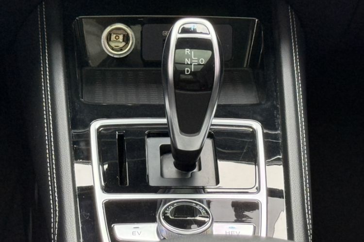 Used BYD Song New Energy 2019 Song DM 1.5TID Smart Connect Premium Model Gear Lever
