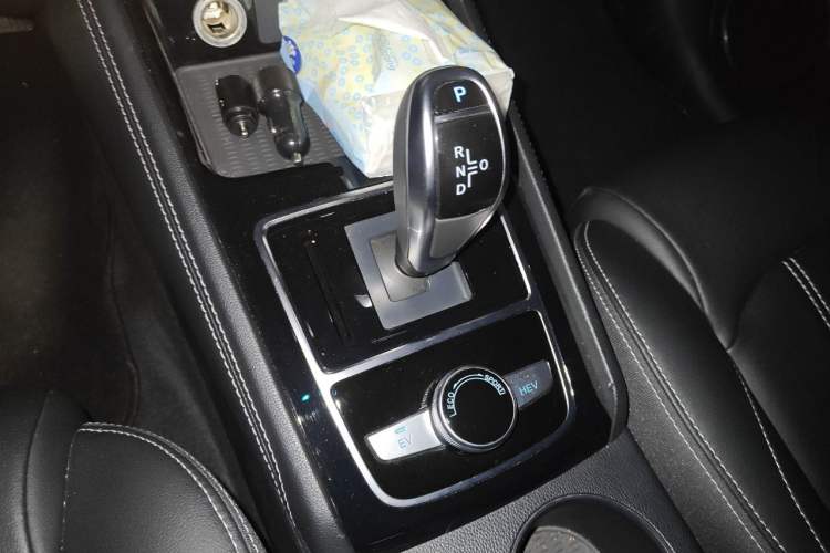 Used BYD Song New Energy 2019 Song DM 1.5TID Smart Connect Premium Model Gear Lever