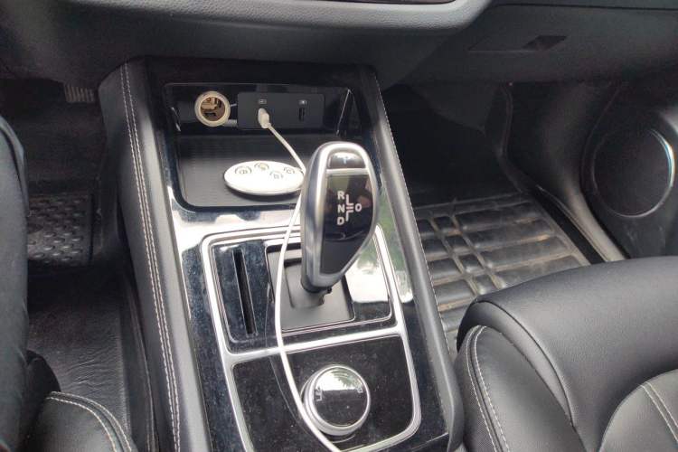 Used BYD Song New Energy 2019 Song EV500 Smart Connect Elite Model Gear Lever