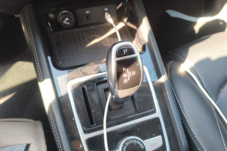 Used BYD Song New Energy 2019 Song DM 1.5TID Smart Connect Premium Model Gear Lever