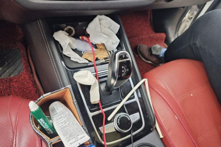 Used BYD Song New Energy 2019 Song DM 1.5TID Smart Connect Premium Model Gear Lever