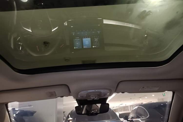 Used BYD Song New Energy 2019 Song DM 1.5TID Smart Connect Premium Model Headliner