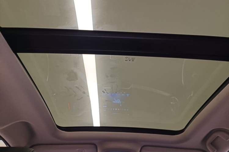 Used BYD Song New Energy 2019 Song DM 1.5TID Smart Connect Premium Model Headliner