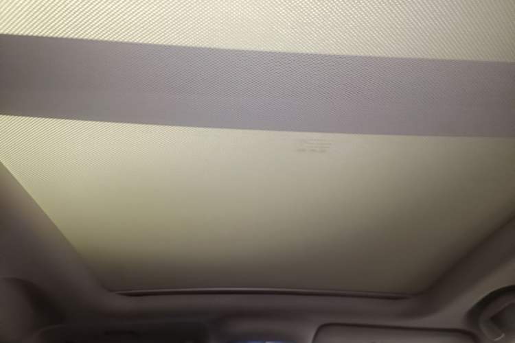 Used BYD Song New Energy 2019 Song DM 1.5TID Smart Connect Premium Model Headliner