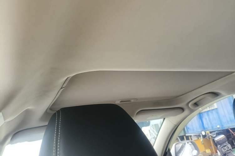 Used BYD Song New Energy 2019 Song DM 1.5TID Smart Connect Premium Model Headliner