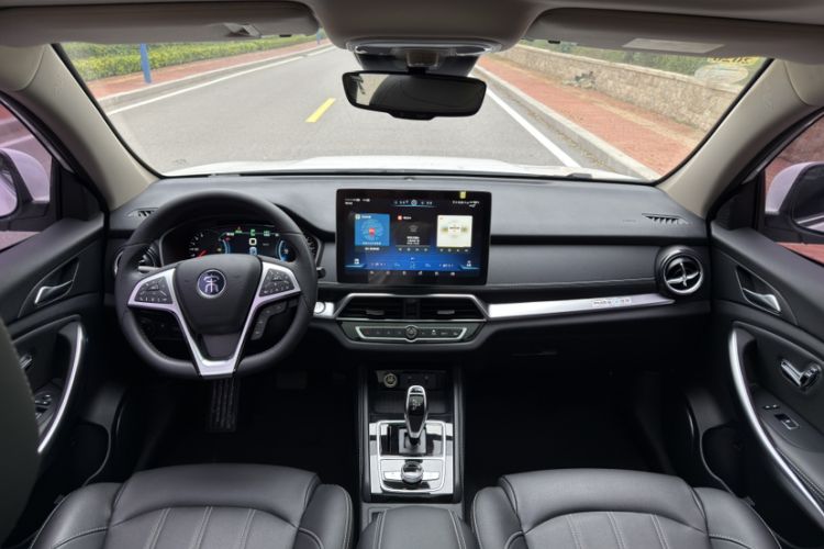 Used BYD Song New Energy 2019 Song DM 1.5TID Smart Connect Premium Model Interior 2