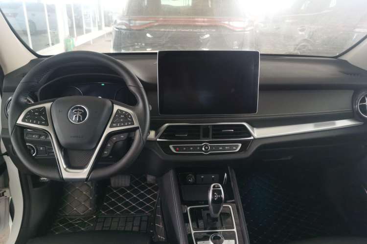 Used BYD Song New Energy 2019 Song DM 1.5TID Smart Connect Premium Model Interior 3