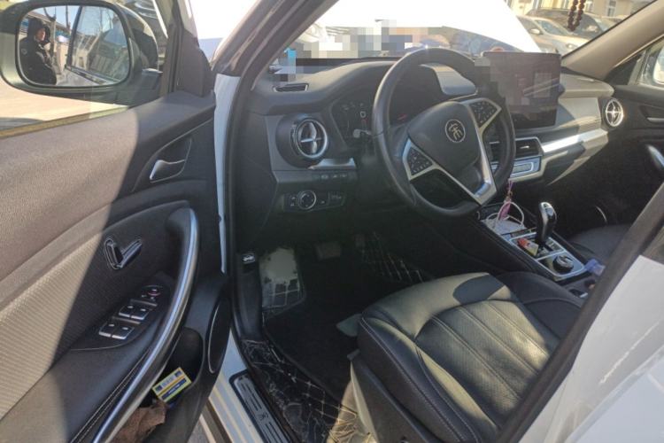 Used BYD Song New Energy 2019 Song EV500 Smart Connect Luxe Model Interior 3
