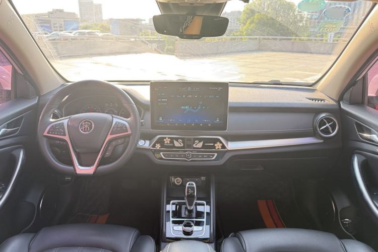 Used BYD Song New Energy 2019 Song DM 1.5TID Smart Connect Dynamic Model Interior 6
