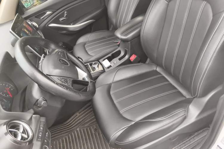 Used BYD Song New Energy 2019 Song DM 1.5TID Smart Connect Dynamic Model Left Front Seat