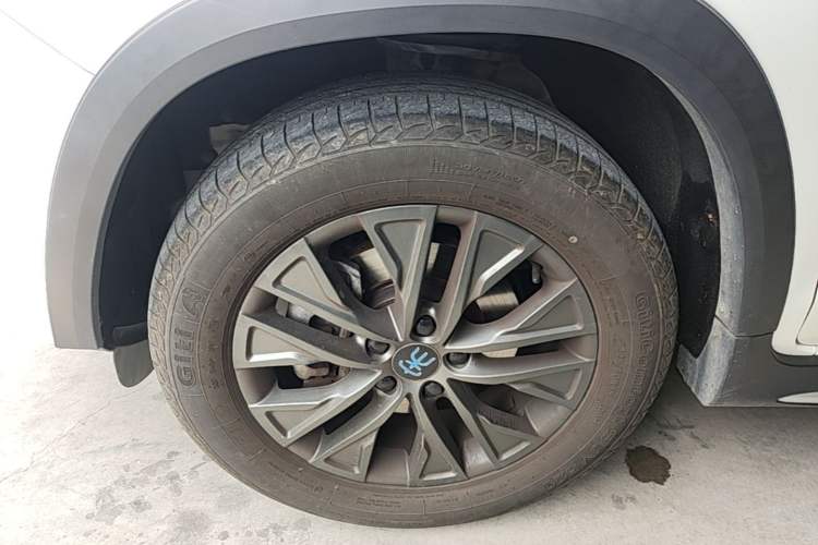 Used BYD Song New Energy 2019 Song DM 1.5TID Smart Connect Dynamic Model Left Front Wheel Hub