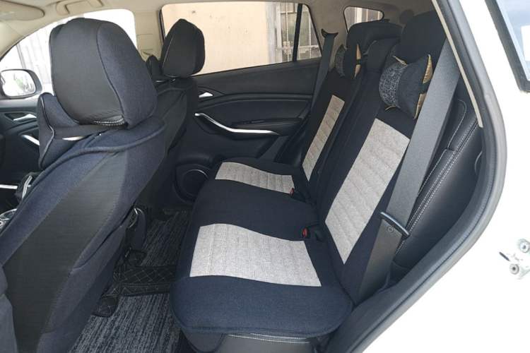 Used BYD Song New Energy 2019 Song DM 1.5TID Smart Connect Dynamic Model Left Rear Seat