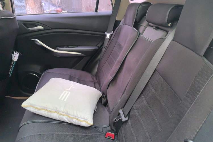 Used BYD Song New Energy 2019 Song DM 1.5TID Smart Connect Sharp Edition Left Rear Seat