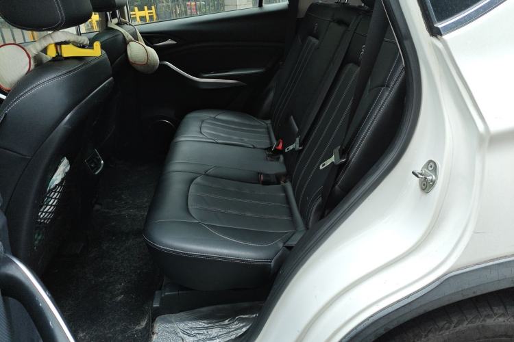 Used BYD Song New Energy 2019 Song DM 1.5TID Smart Connect Dynamic Model Left Rear Seat