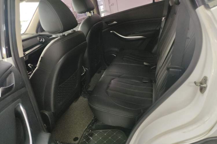 Used BYD Song New Energy 2019 Song DM 1.5TID Smart Connect Sharp Edition Left Rear Seat