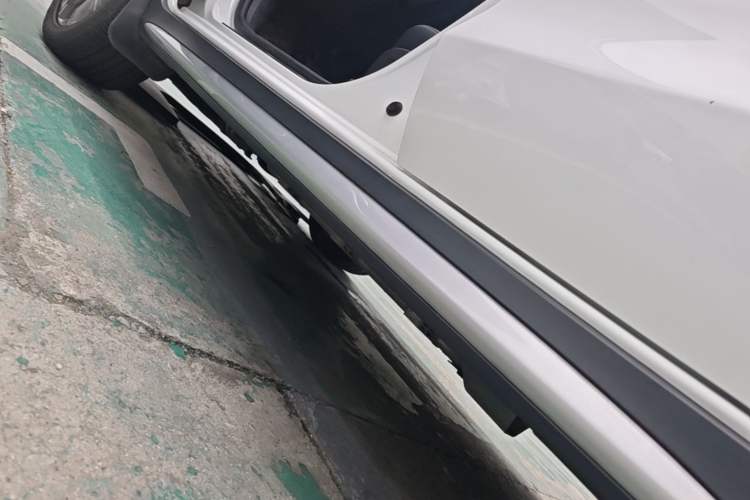 Used BYD Song New Energy 2019 Song DM 1.5TID Smart Connect Sharp Edition Left Side Sill