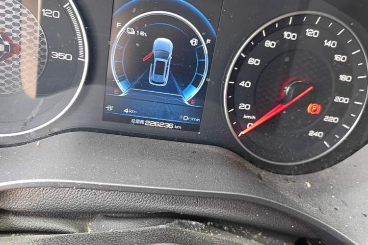 Used BYD Song New Energy 2019 Song DM 1.5TID Smart Connect Dynamic Model Odometer Close Up