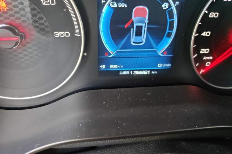 Used BYD Song New Energy 2019 Song DM 1.5TID Smart Connect Dynamic Model Odometer Close Up