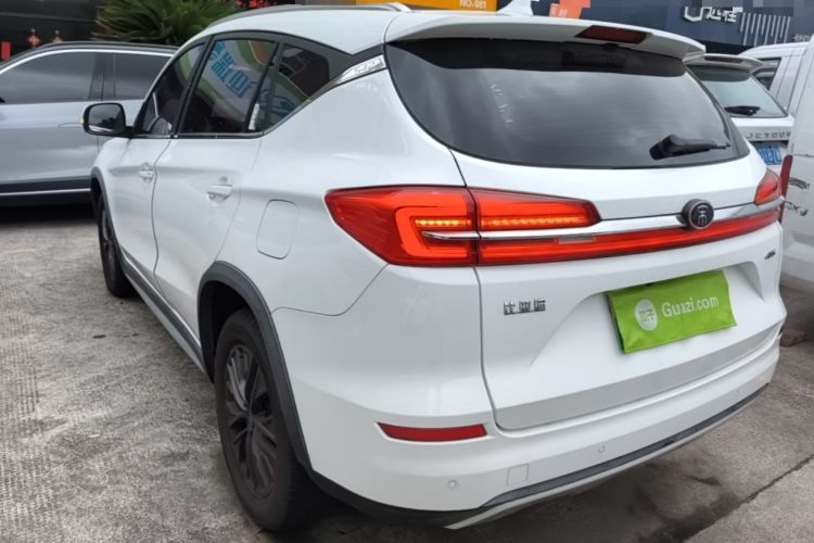 Used BYD Song New Energy 2019 Song DM 1.5TID Smart Connect Dynamic Model Rear Left 45 Deg