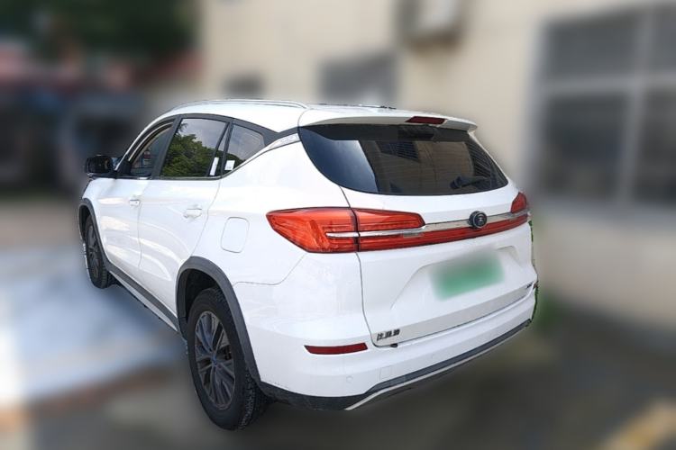Used BYD Song New Energy 2019 Song DM 1.5TID Smart Connect Dynamic Model Rear Left 45 Deg
