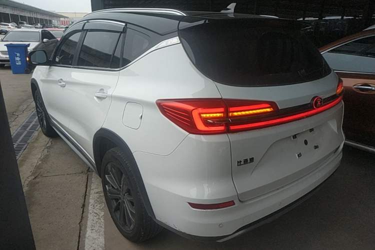Used BYD Song New Energy 2019 Song EV500 Smart Connect Luxe Model Rear Left 45 Deg