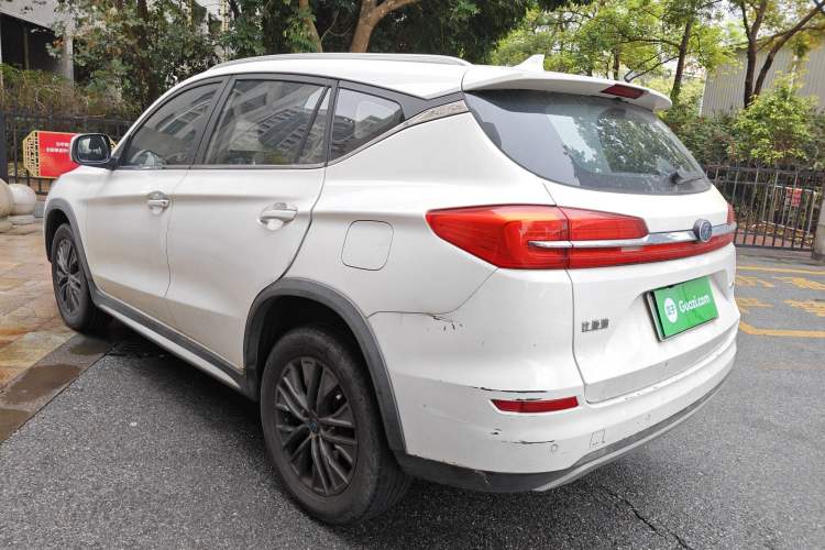 Used BYD Song New Energy 2019 Song DM 1.5TID Smart Connect Dynamic Model Rear Left 45 Deg