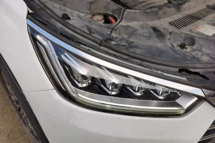 Used BYD Song New Energy 2019 Song DM 1.5TID Smart Connect Dynamic Model Right Front Headlight
