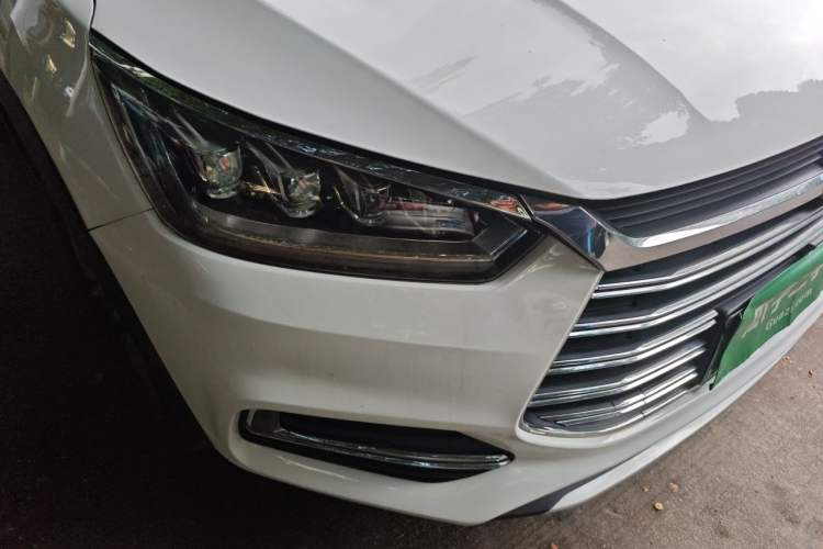 Used BYD Song New Energy 2019 Song DM 1.5TID Smart Connect Premium Model Right Front Headlight