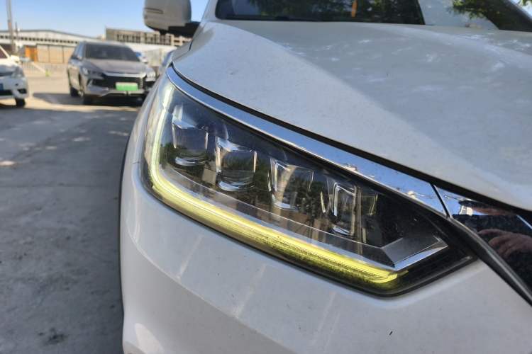 Used BYD Song New Energy 2019 Song DM 1.5TID Smart Connect Dynamic Model Right Front Headlight