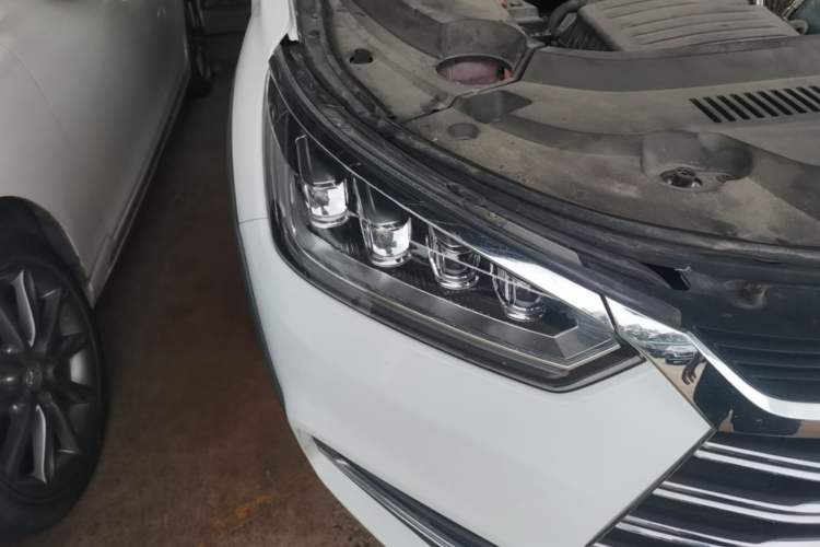 Used BYD Song New Energy 2019 Song DM 1.5TID Smart Connect Dynamic Model Right Front Headlight