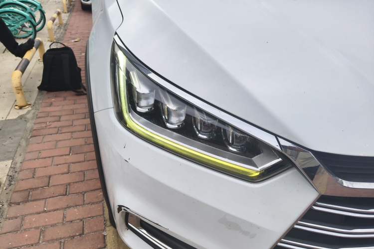 Used BYD Song New Energy 2019 Song DM 1.5TID Smart Connect Dynamic Model Right Front Headlight