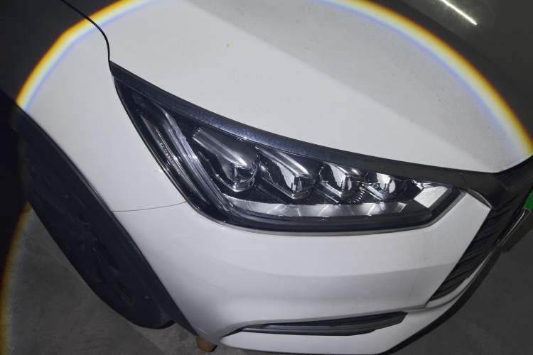 Used BYD Song New Energy 2019 Song DM 1.5TID Smart Connect Sharp Edition Right Front Headlight
