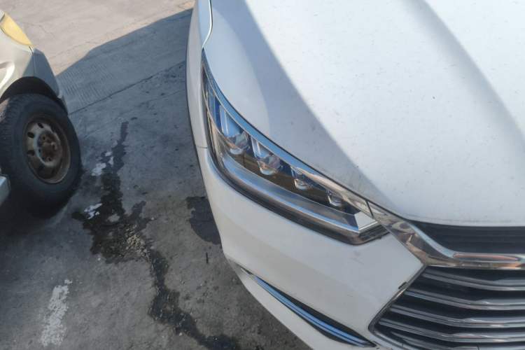 Used BYD Song New Energy 2019 Song DM 1.5TID Smart Connect Premium Model Right Front Headlight