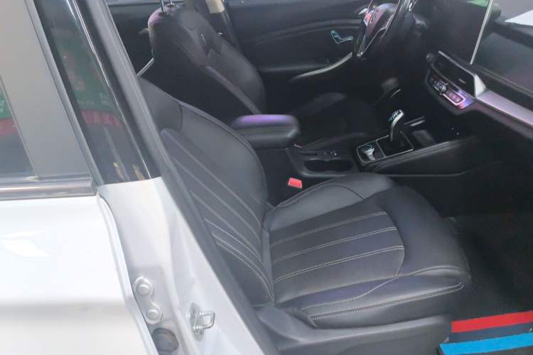 Used BYD Song New Energy 2019 Song DM 1.5TID Smart Connect Sharp Edition Right Front Seat